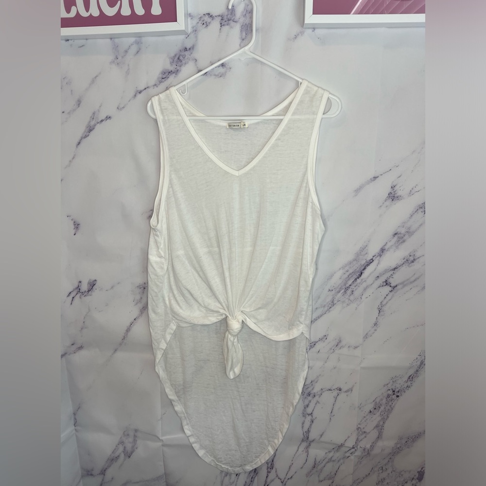 Cotton On High low tied knot white tank top sz M